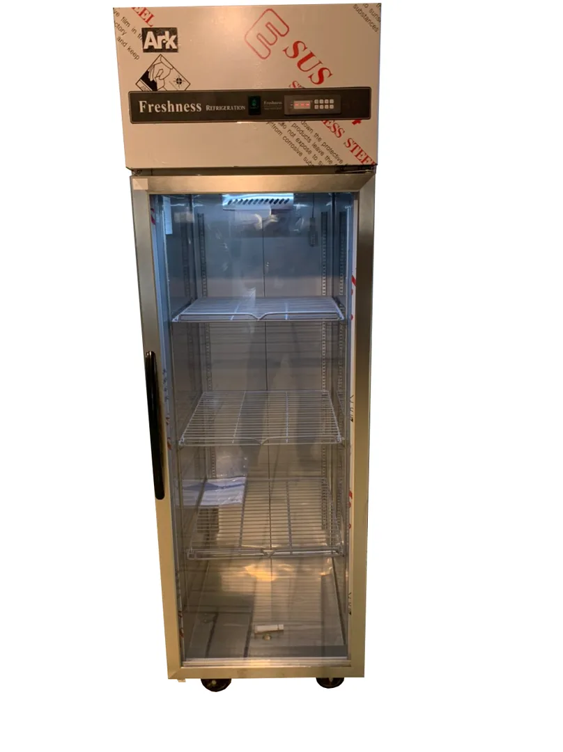 Single Door Chiller SS Glass