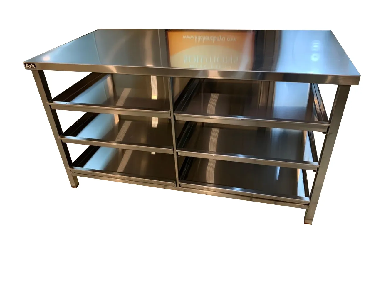 4 Burner Charcoal With Lava Rocks - Image 5