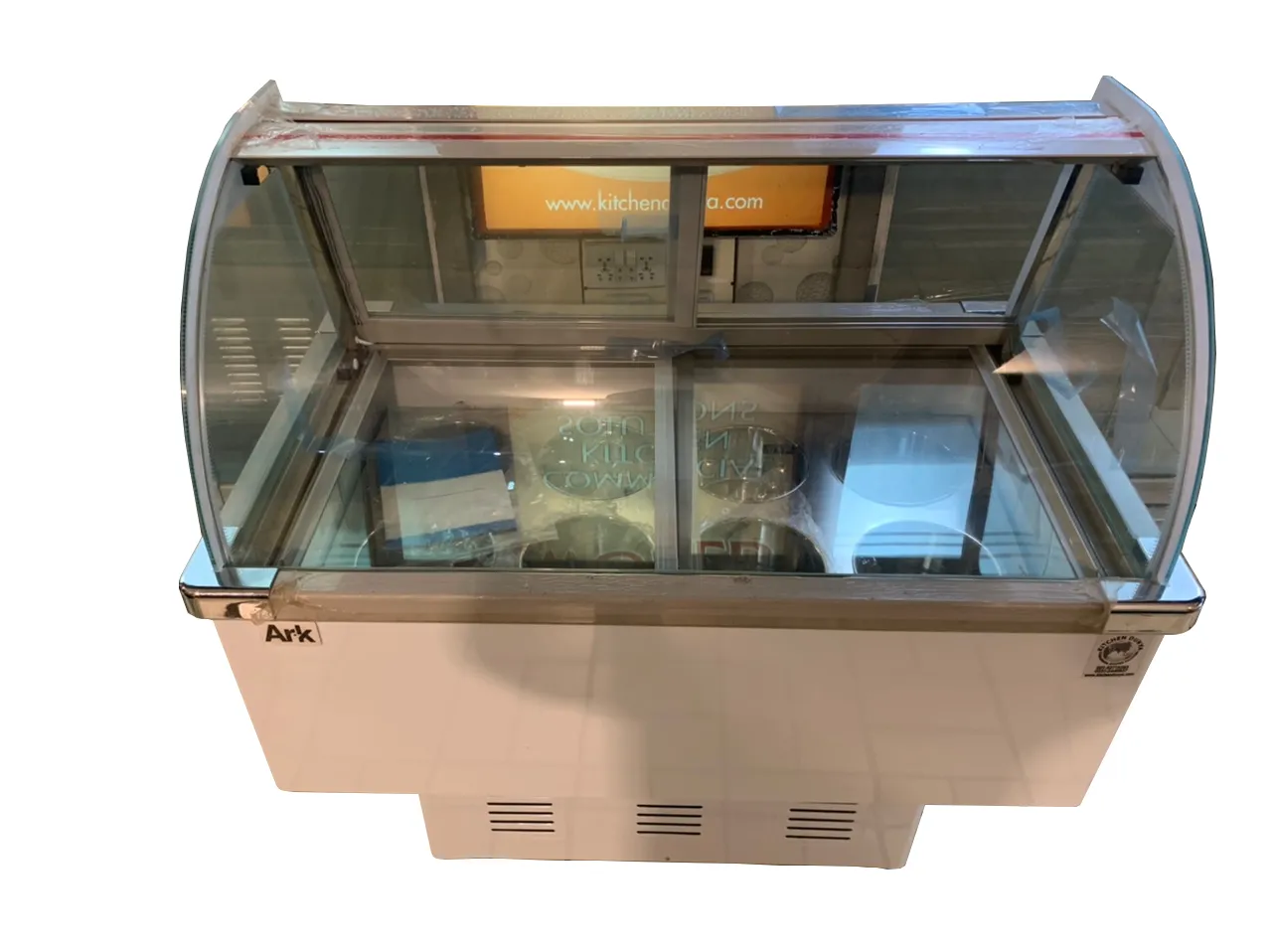 Ice Cream Display 4? 022 - Image 3