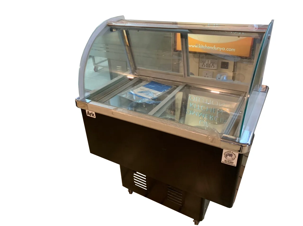Ice Cream Display 3? 022 - Image 3