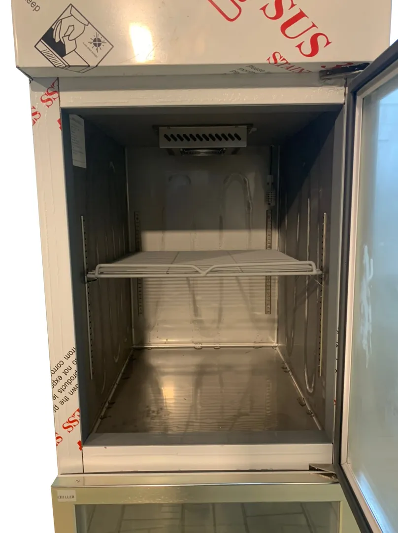 2 Door Chiller Glass - Image 4