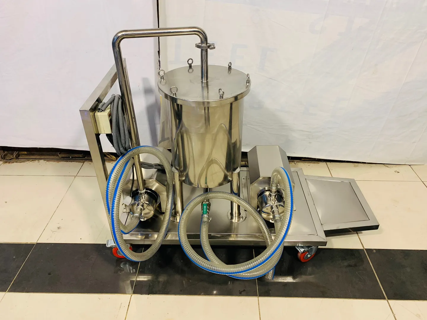 Oil Filtration Trolley