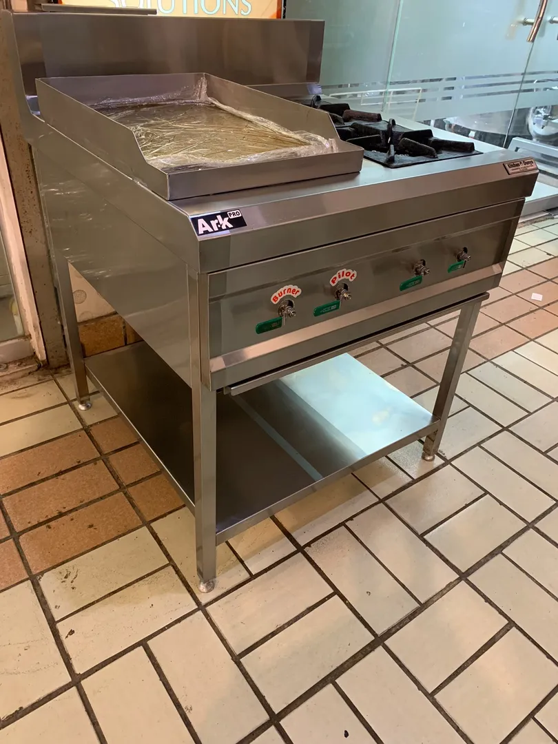 Mini Grilling Unit with Dual Stoves - Image 4